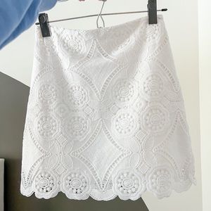 Abercrombie white lace high rise mini skirt size 0